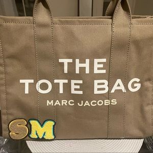 Slatt Green Lrg Marc Jacob tote plus patches